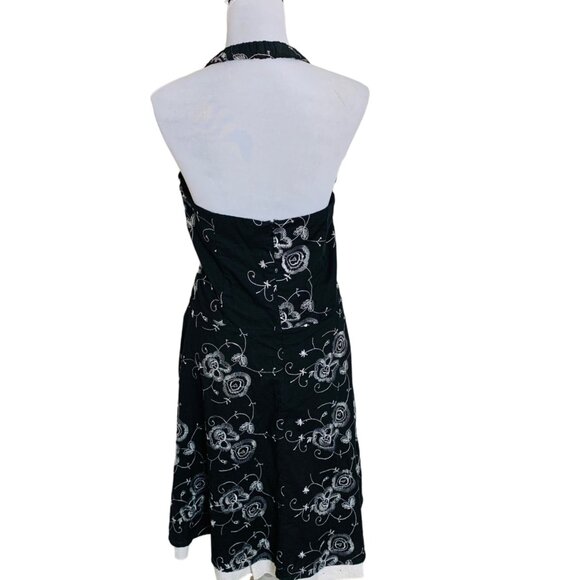 I.N. Studio Embroidered Sequin Halter Dress Size 14 Ruffle Tiered Eyelet V Neck - Picture 2 of 16